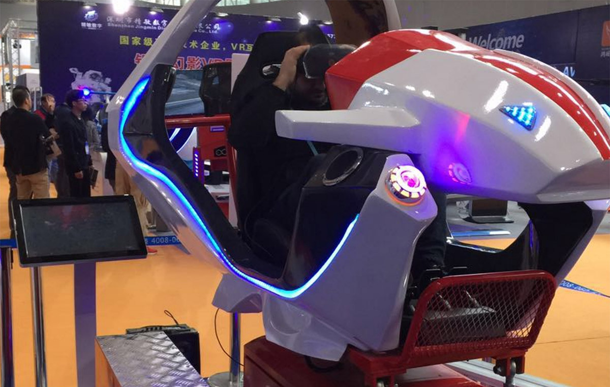 共和环幕影院VR飞行赛车