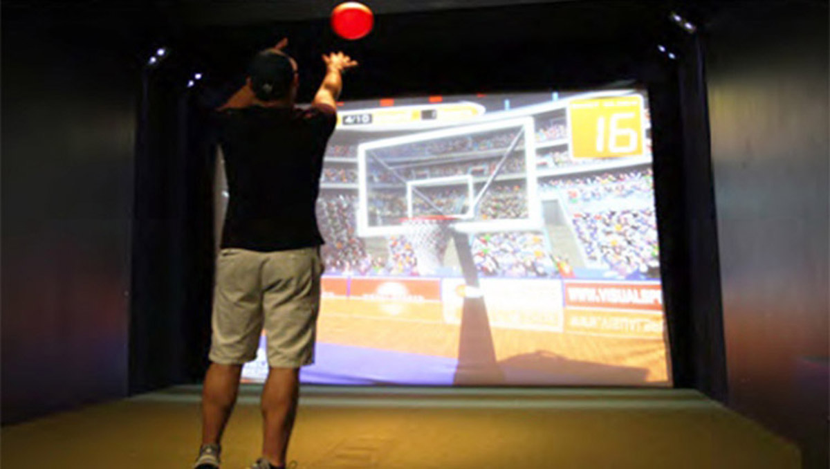 贵州环幕影院虚拟篮球体验