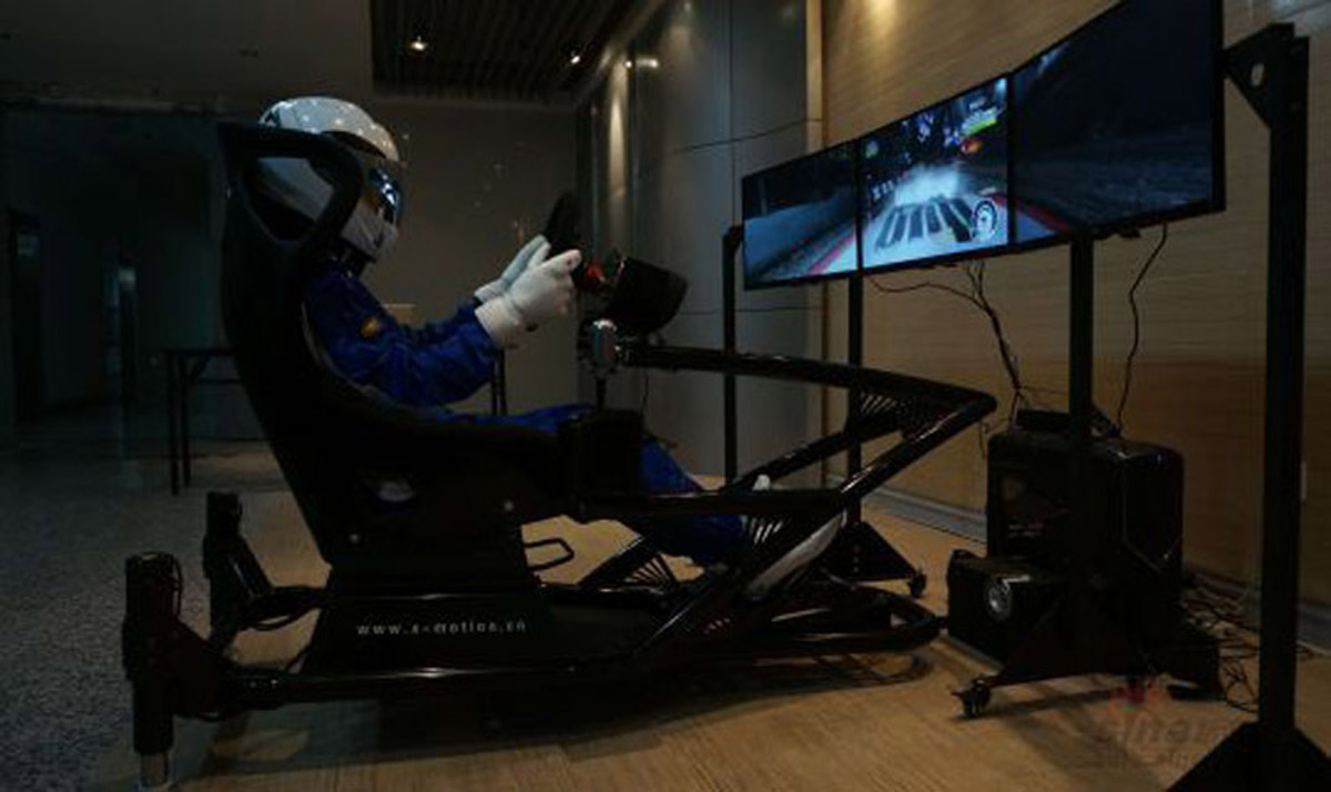蔚县环幕影院动感模拟赛车